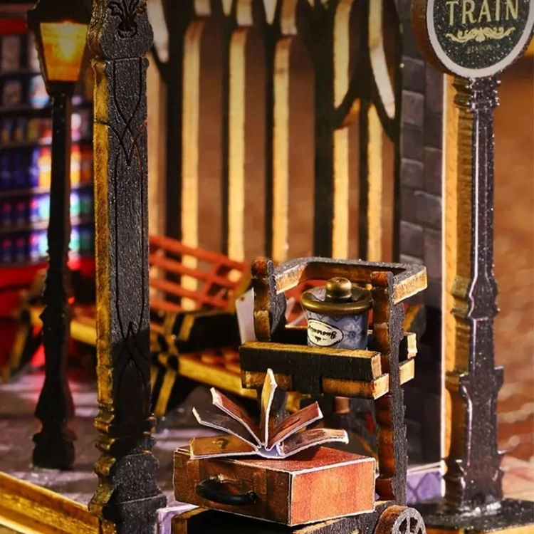 Miniaturowy domek - Stacja zaginionego czasu