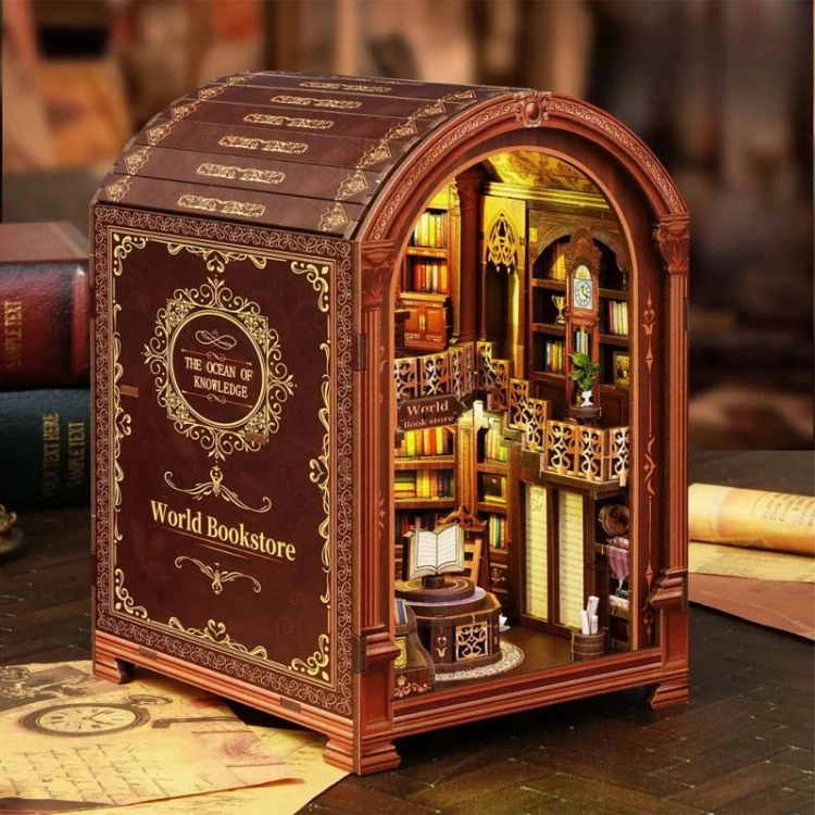 Miniaturowy domek Book Nook - Leśna księgarnia