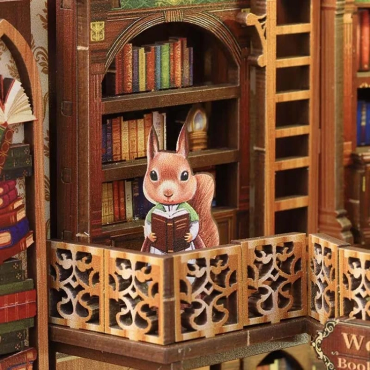 Miniaturowy domek Book Nook - Leśna księgarnia