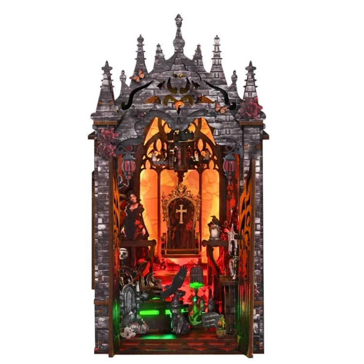 Miniaturowy domek Book Nook - Krypta Czarnego Kruka