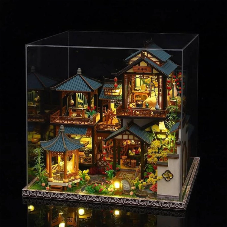 Miniaturowy domek - Sekrety Cesarskiego Ogrodu