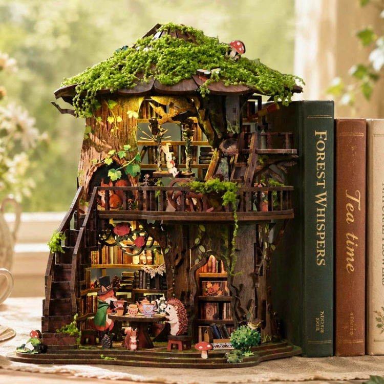 Miniaturowy domek Book Nook - Kroniki Starego Dębu