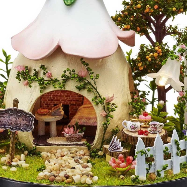 Miniaturowy domek - Polana leśnego duszka