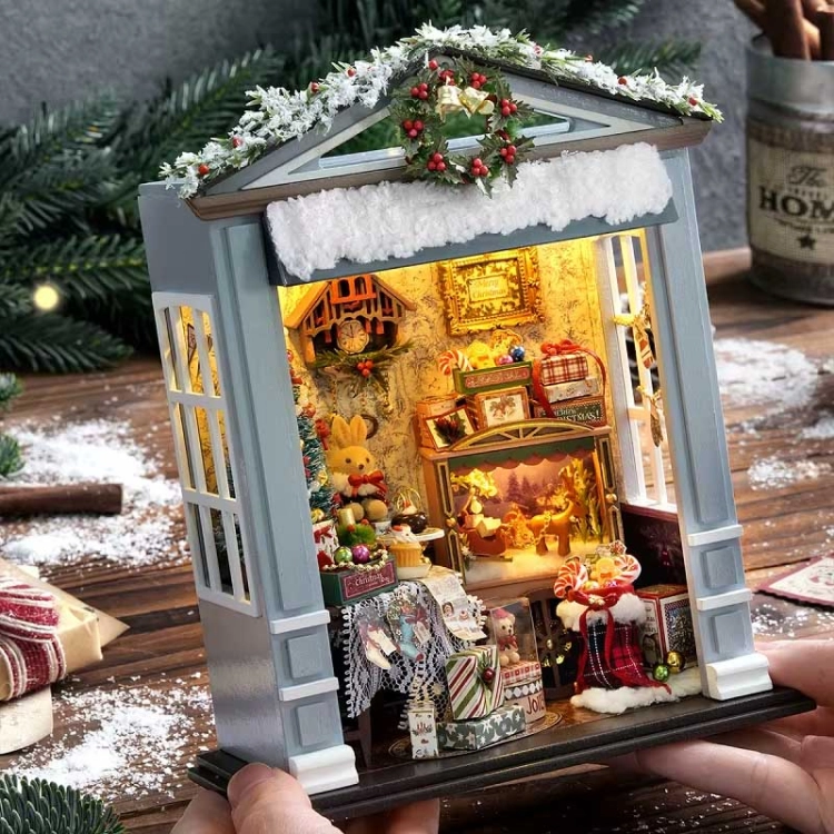 Miniaturowy domek - Świąteczny salonik