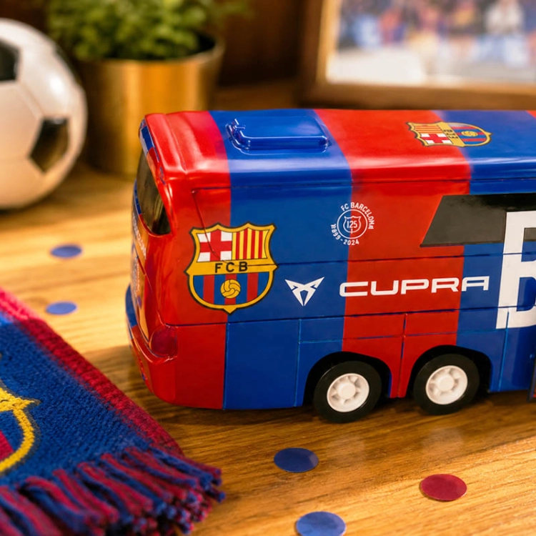 Autobus piłkarski Barcelona FC - model klubowy