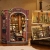 Miniaturowy domek mini Book Nook - Oliver's New York Journal