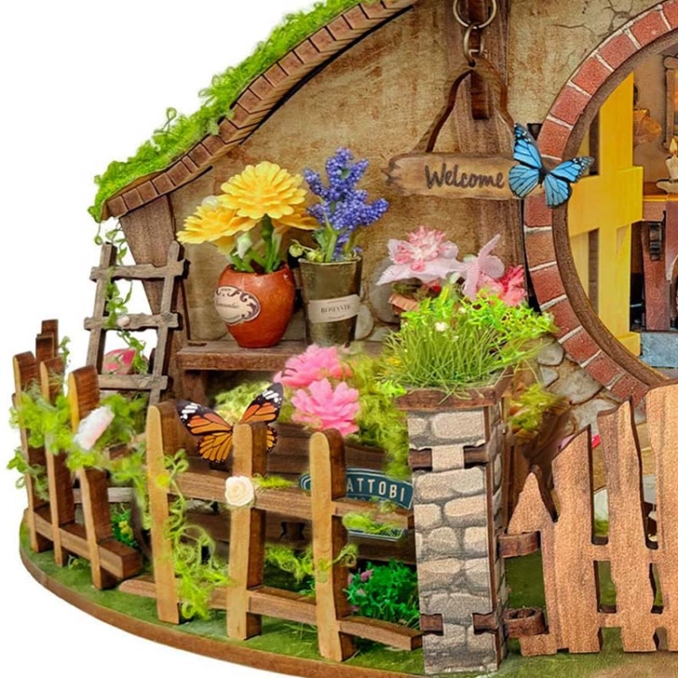 Miniaturowy domek Book Nook - Norka w Shire