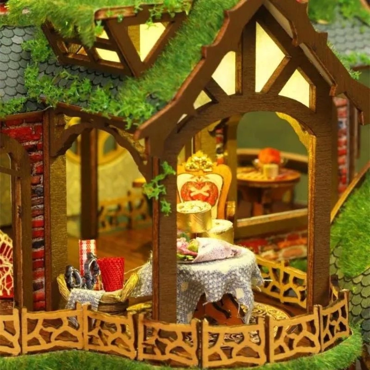 Miniaturowy domek - Szmaragdowy pałacyk