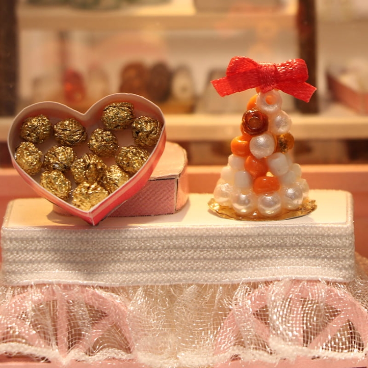 Miniaturowy domek - Cukiernia za rogiem*