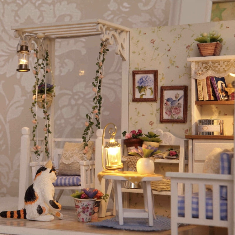 Miniaturowy domek DIY - Fiołkowa weranda