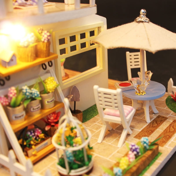 Miniaturowy domek - Różowy loft