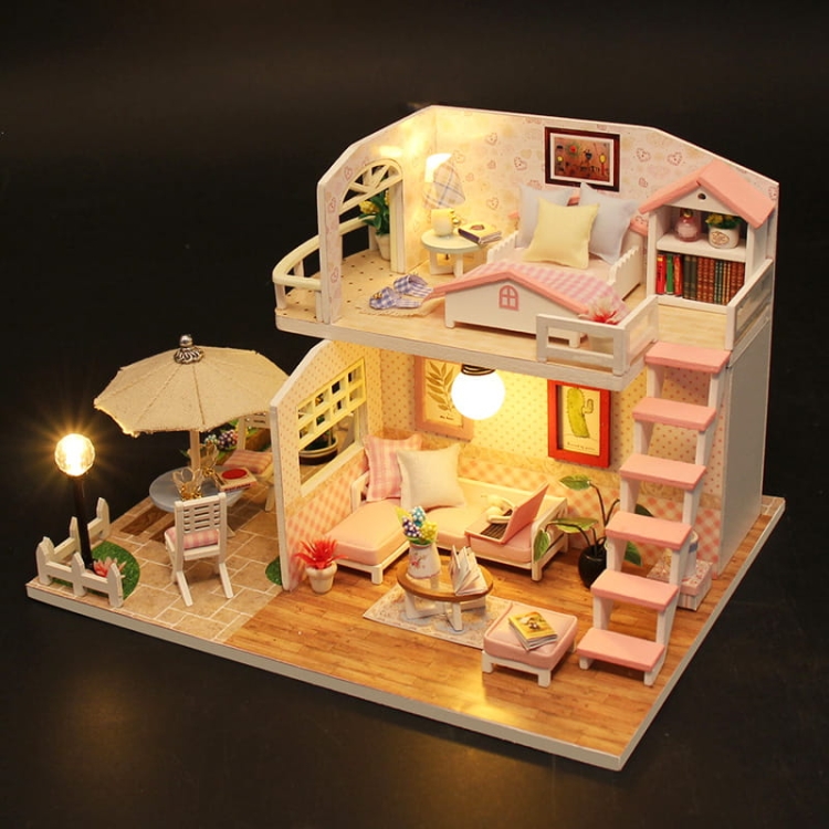 Miniaturowy domek - Różowy loft