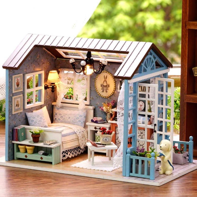 Miniaturowy domek - Leśniczówka w Bieszczadach*