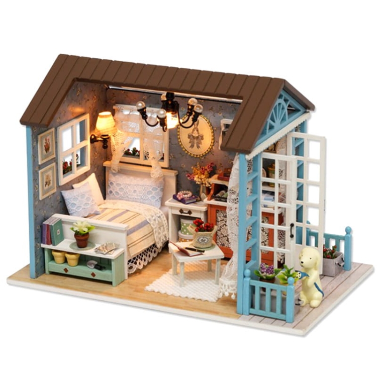 Miniaturowy domek - Leśniczówka w Bieszczadach*