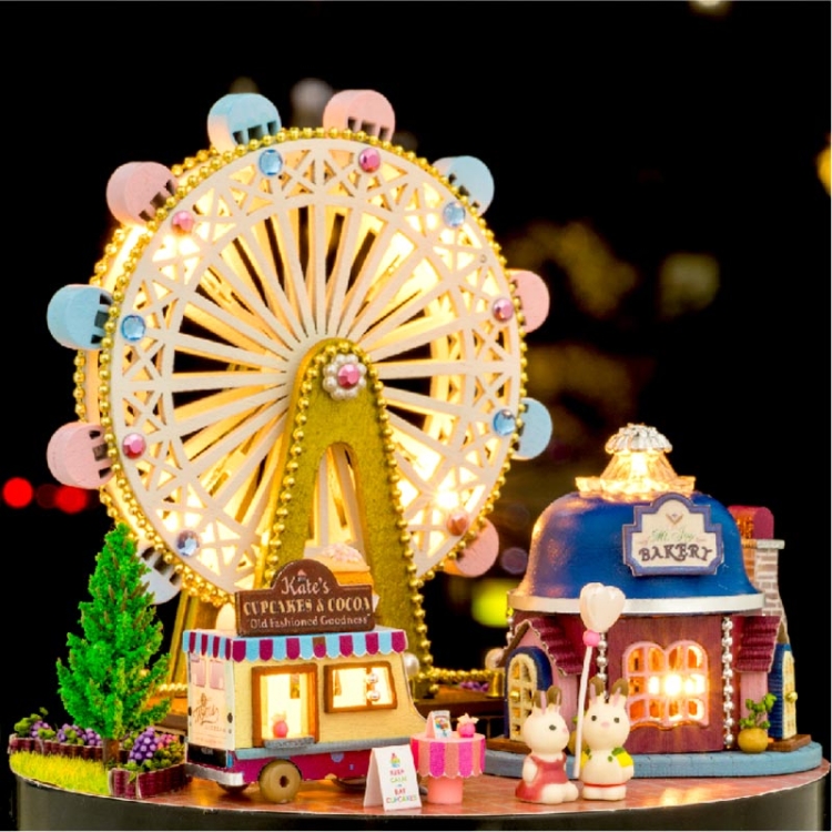 Miniaturowy domek - Zaczarowany lunapark