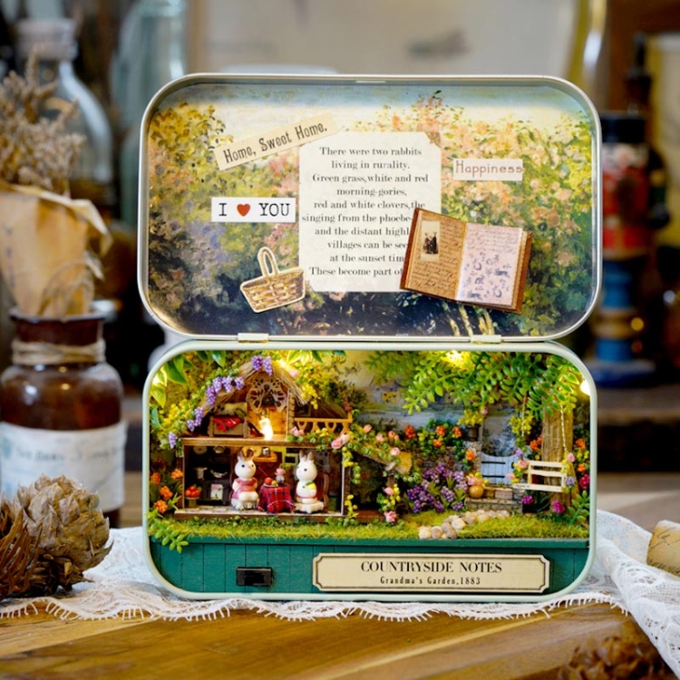 Miniaturowy domek - Sielski zakątek