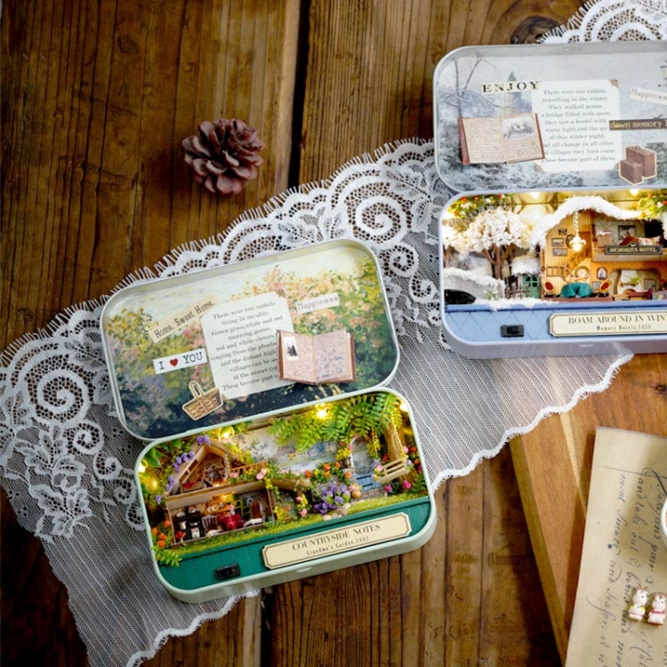 Miniaturowy domek - Sielski zakątek