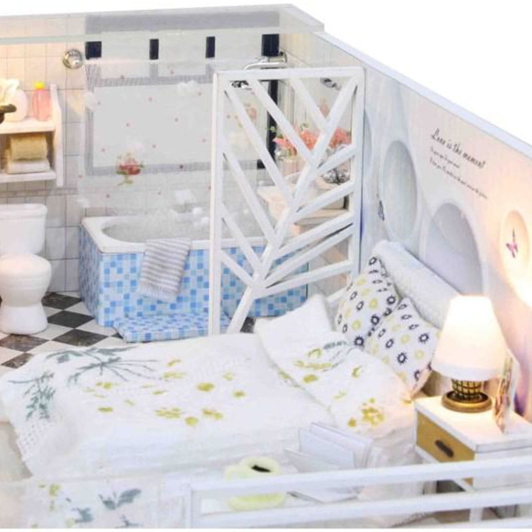 Miniaturowy domek - Śnieżna biel