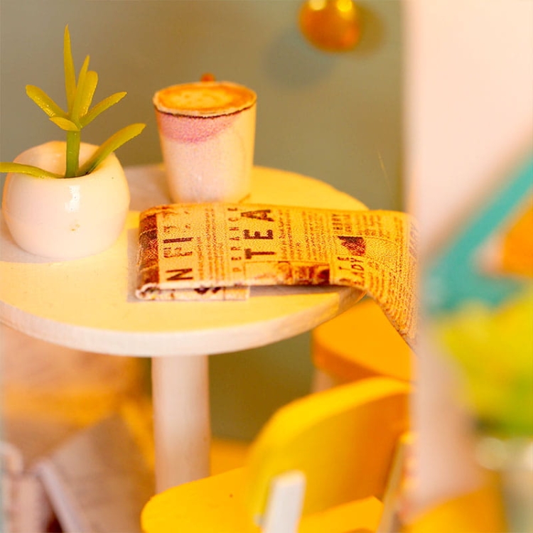 Miniaturowy domek - Landrynkowy świat