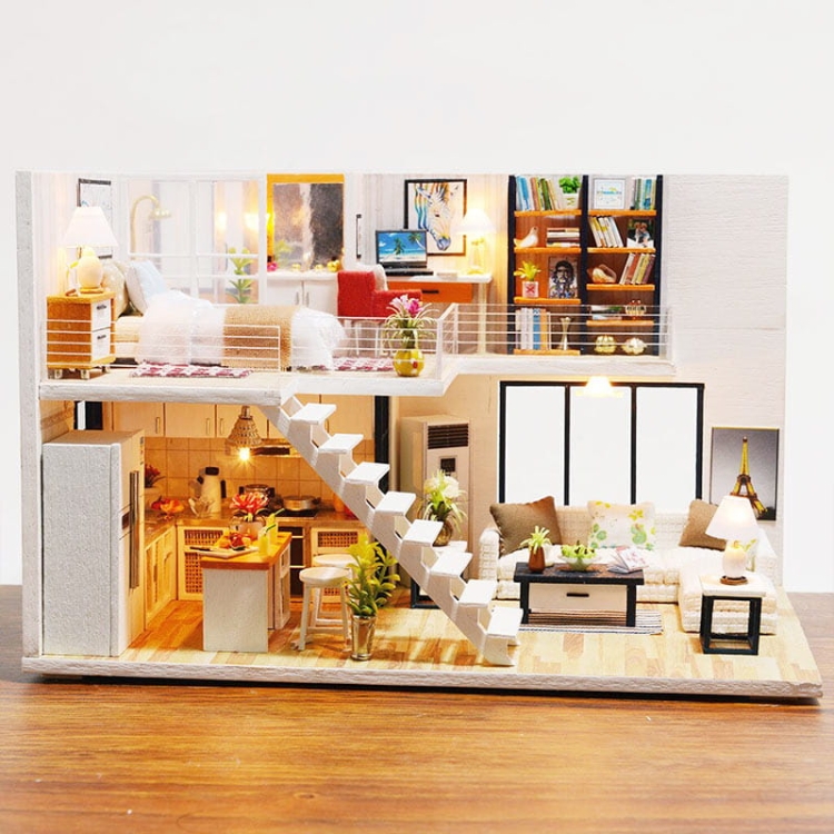 Miniaturowy domek -Zachód słońca w Alpach