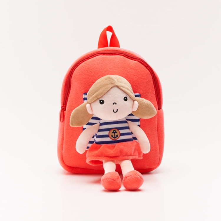 Czerwony plecaczek z odpinaną lalką „Nella” (