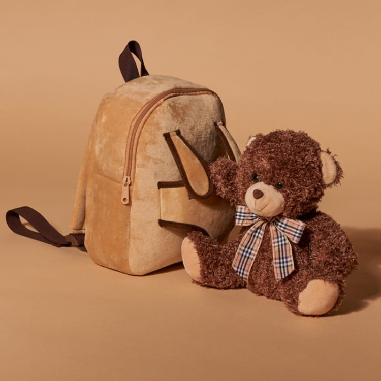Beżowy plecaczek z odpinanym brązowym misiem „Berry Bear”