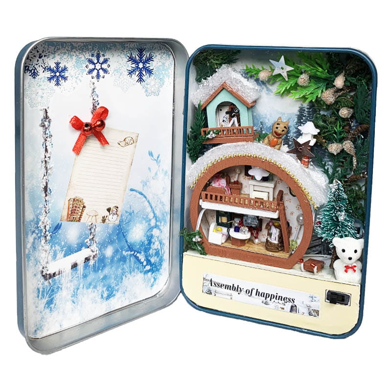 Miniatuowy domek DIY "Zimowa zabawa".